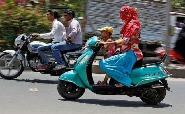 ट्रैफिक नियम तोड़ने पर अब कम लगेगा जुर्माना