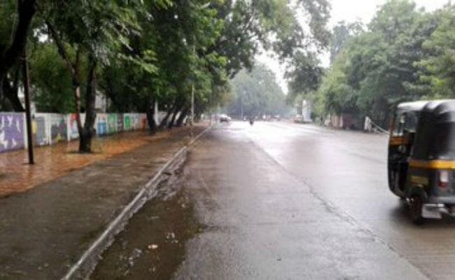 पुणे में बारिश का कहर : 12 की मौत, कहीं गिरी दीवार, कहीं बह गये सोते हुए लोग, स्कूल-कॉलेज बंद