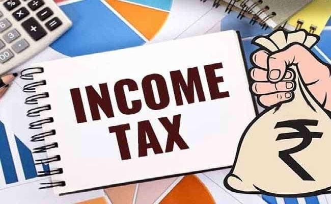 केंद्र ने दिये संकेत, बढ़ सकती है आयकर में छूट की सीमा