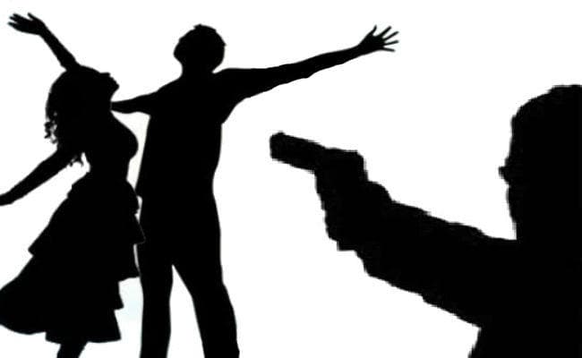 प्रेम विवाह से नाराज भाई ने बहन को कॉल कर बुलाया, फिर बहन-बहनोई पर चला दी गोली, फिर...