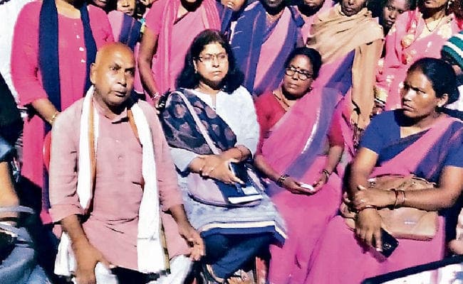 रांची : आंगनबाड़ी कर्मियों की हड़ताल स्थगित