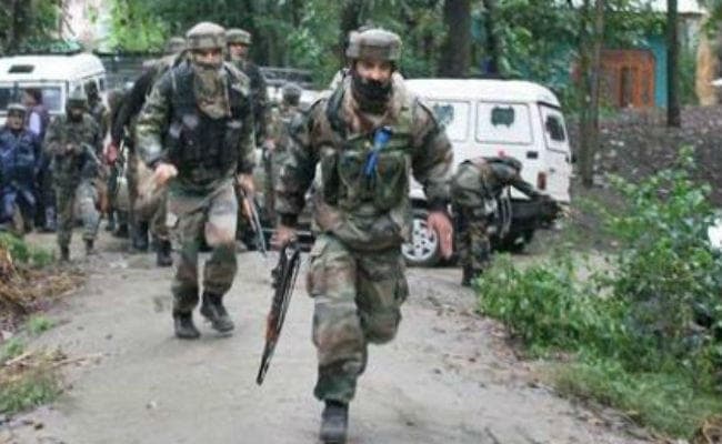 कश्मीर के रामबन में सेना और संदिग्ध आतंकवादियों के बीच गोलीबारी, तलाश अभियान जारी