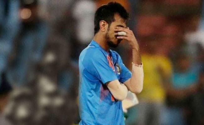 विश्व कप में धौनी के आउट होने पर खुब रोये थे चहल, कहा - ''आंसू रोकना मुश्किल था''