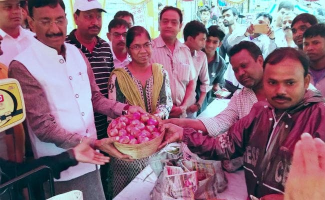 रांची : सस्‍ते प्‍याज के लिए शहर में खोले गये 10 सुविधा केंद्र, सभी प्रखंडों में भी खुले दुकान