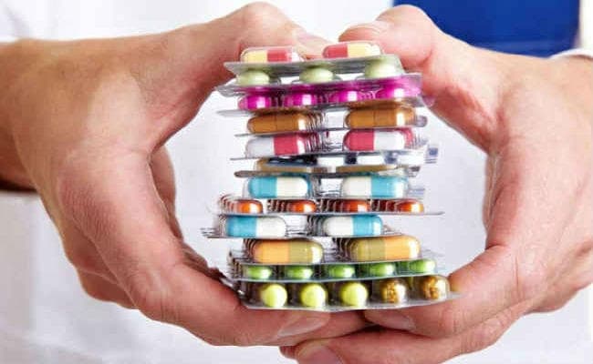 दवा कंपनियों से सांठगांठ कर मरीजों को लूटने में लगे हैं कॉरपोरेट अस्पताल, ऐसे होता है एमआरपी पर खेल