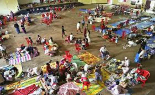 एक आहट से ही खुल जाती है नींद  चोरी से बचने को कर रहे रतजगा