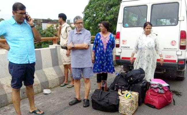 बारिश से बेहाल बिहार: 4 दिन से फंसे डिप्टी सीएम मोदी को किया गया रेस्क्यू, कई मंत्रियों के घर में घुसा पानी