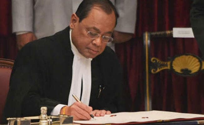 Koregaon-Bhima : CJI ने गौतम नवलखा की याचिका पर सुनवाई से खुद को अलग किया