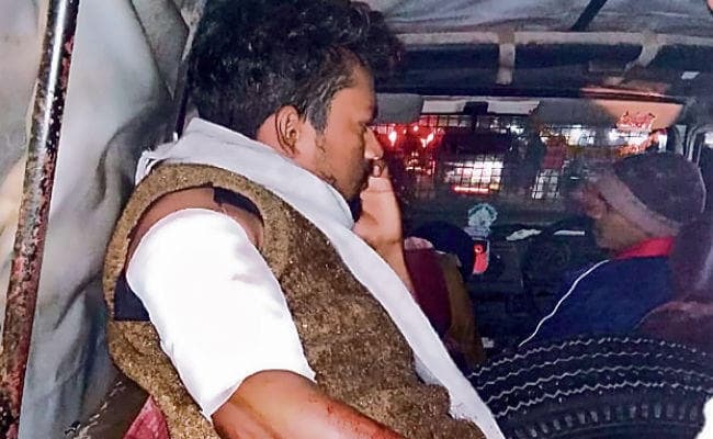 पटना : जलेबी का रस शर्ट पर गिरने से गुस्साये युवक ने छात्र को मारी गोली