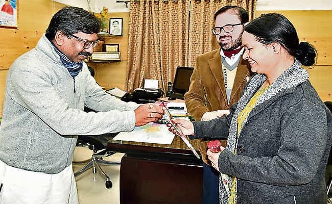 सीएम हेमंत सोरेन ने दी नववर्ष की शुभकामनाएं, कहा - नया वर्ष झारखंडवासियों के जीवन में खुशहाली लाये