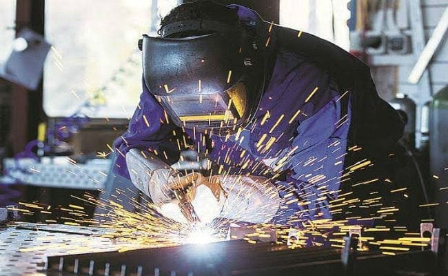 PMI : दिसंबर में देश की मैन्यूफैक्चरिंग सेक्टर की गतिविधियों में वृद्धि