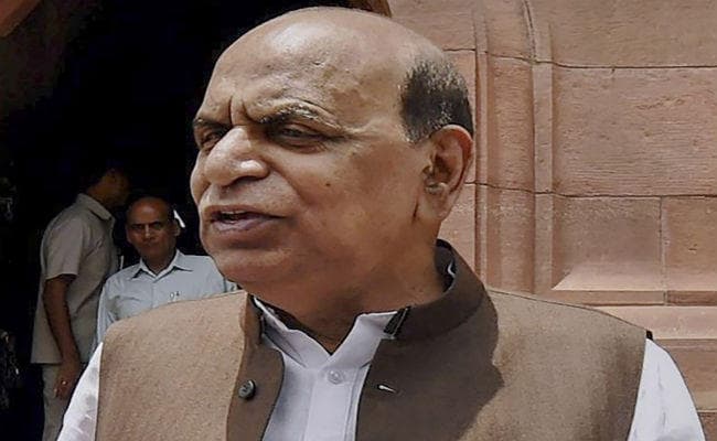 राकांपा के वरिष्ठ नेता डीपी त्रिपाठी का निधन, पवार ने बताया व्यक्तिगत क्षति