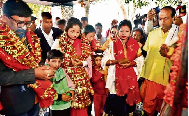 रजरप्पा : छिन्नमस्तिका के दरबार में सीएम हेमंत सोरेन