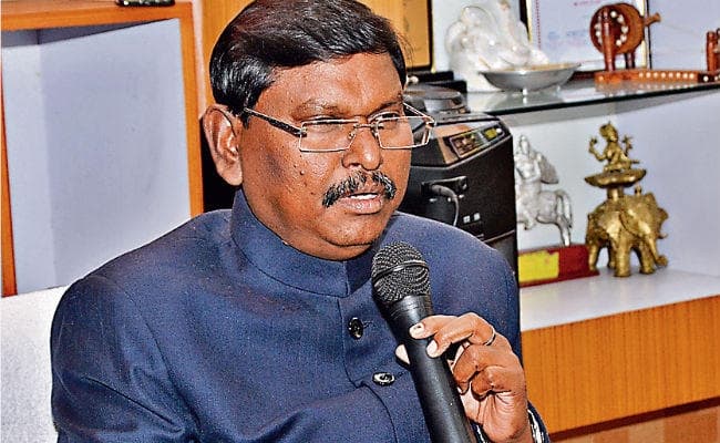 रांची : आदर्श बनेगा जयपाल सिंह मुंडा का टकरा गांव : अर्जुन मुंडा