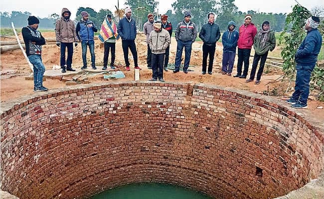 बजरंग भगत के घरवालों का दावा, पति के वियोग में बहू ने दे दी जान, मायके वालों का आरोप, बेटी को मार कर फेंका