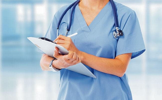 पटना : विभिन्न प्रतियोगिता परीक्षाओं को लेकर जारी की गयी है गाइडलाइन, हाफ शर्ट या टी-शर्ट में दे सकेंगे नीट