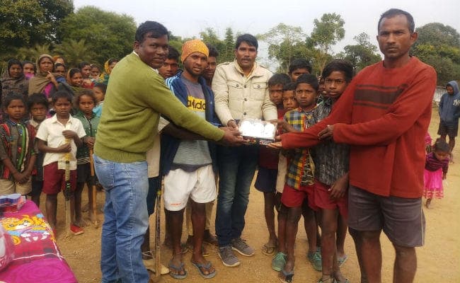 जहां अंधेरा है वहां दीया जलाने की जरूरत है : मनोज कोनबेगी