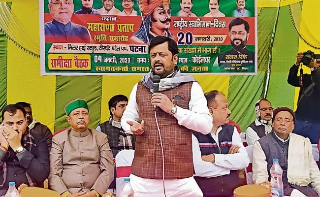 सीतामढ़ी : युवक ने पत्नी व बेटे को मार डाला छह माह की बेटी की कुचलकर मौत