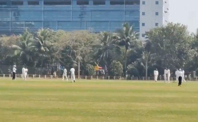 रणजी ट्रॉफी : एलीट ग्रुप बी के मैच में कर्नाटक ने मुंबई को पांच विकेट से हराया