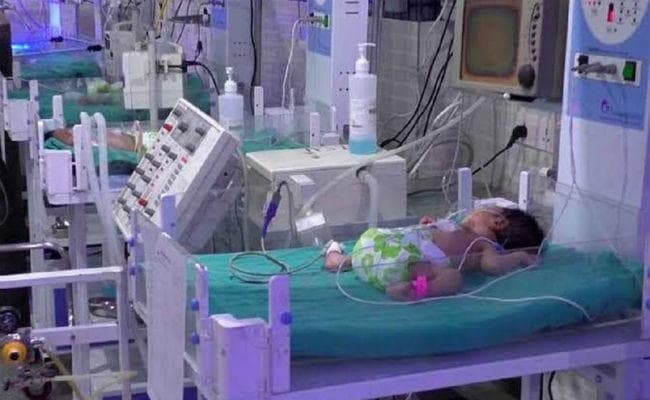 कोटा के बाद राजकोट के सरकारी अस्पताल में 111 शिशुओं की मौत