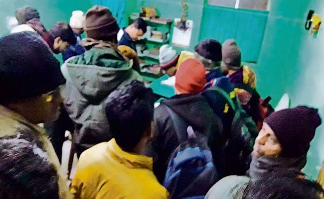 रांची-भागलपुर वनांचल एक्स. में यात्रियों से लूटपाट