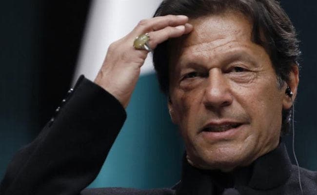 सभी मोर्चों पर विफल रहने पर इमरान खान पाकिस्तानी मीडिया के निशाने पर