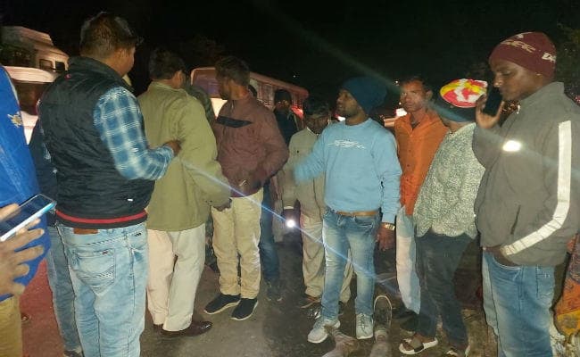रजरप्पा : केझिया घाटी में भीषण सड़क हादसा, पांच वाहनों की टक्कर में दो की मौत