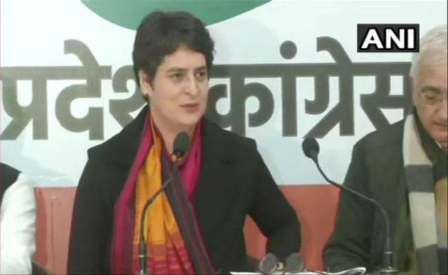 प्रियंका गांधी का आरोप, गुंडों को खुला संरक्षण दे रही है भाजपा सरकार