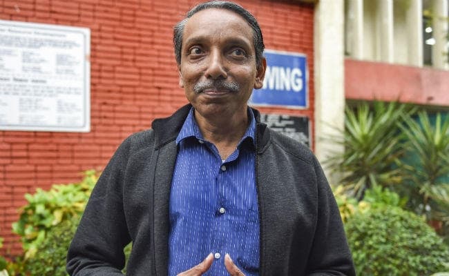 JNU के कुलपति से HRD मंत्रालय ने कहा- परिसर में जल्द सामान्य स्थिति बहाल करें