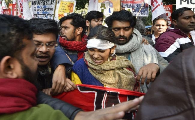 जेएनयूएसयू अध्यक्ष आइशी घोष ने कहा- कुलपति को हटाये जाने तक कोई समझौता नहीं