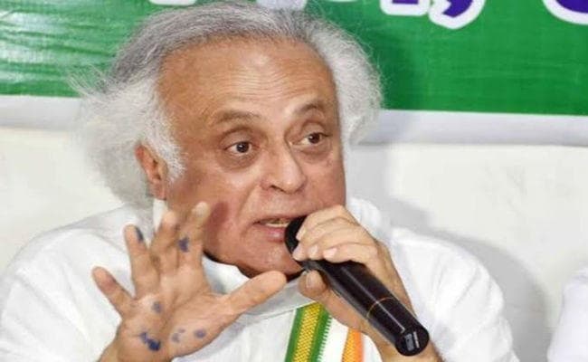 PM Modi की नीति आयोग में बैठक पर कांग्रेस का कटाक्ष : अगली बार बजटपूर्व बैठक में वित्त मंत्री को भी बुलाया जाए