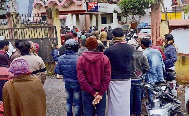 अलर्ट पर राजधानी, बढ़ायी गयी सुरक्षा व्यवस्था