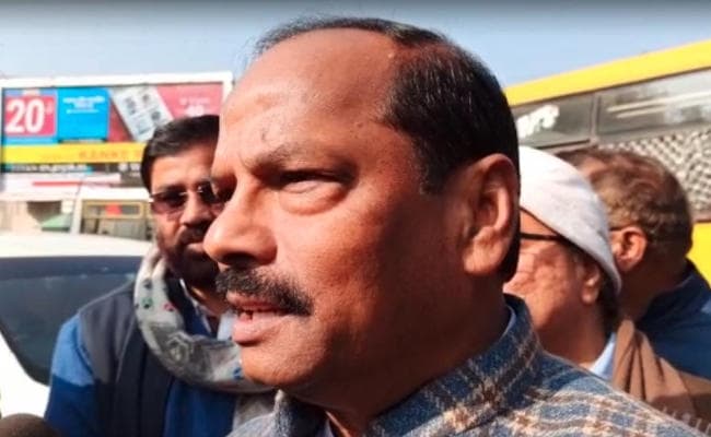 मोमेंटम झारखंड में भ्रष्टाचार के मुद्दे पर रघुवर दास ने हेमंत सोरेन पर किया पलटवार, कही यह बड़ी बात