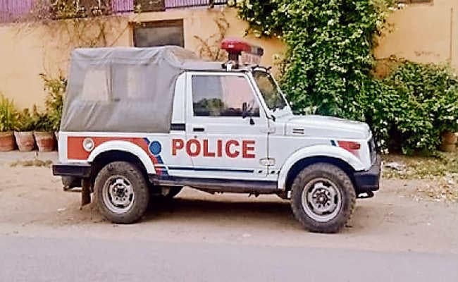 बगैर कागजात के चल रहीं पुलिस की 12 सौ गाड़ियां