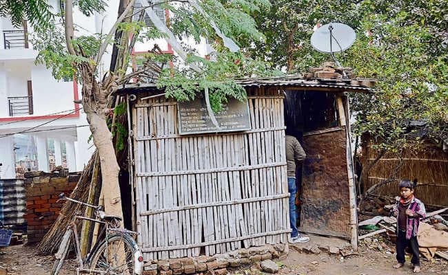 अधिकारियों ने आंगनबाड़ी केंद्रों का बना दिया है ऐसा हाल, मंत्री की फटकार के बाद भी हालात में सुधार नहीं