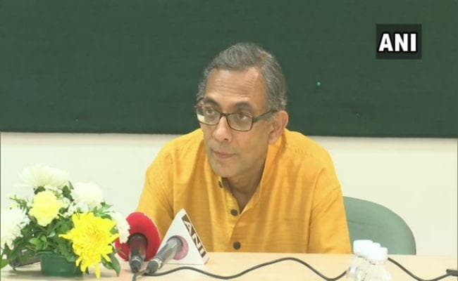 राजकोषीय घाटा को और बढ़ाना सही नहीं : अभिजीत बनर्जी