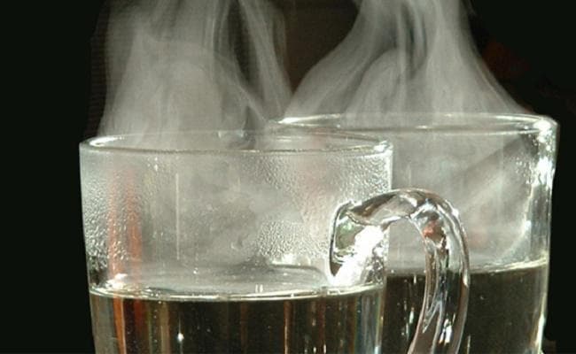 CRPF ने किया जवान पर गर्म पानी फेंकने के आरोपी डीआईजी का स्थानांतरण, जानें... पूरा मामला