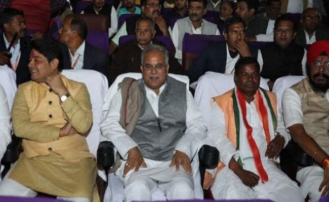 छत्तीसगढ़ CM बघेल ने देखी ''छपाक'', JNU मामले में दीपिका का किया बचाव