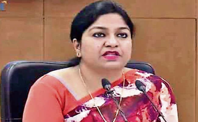 डाॅ कुरील के सेवा विस्तार व स्थानांतरण आदेश होंगे रद्द