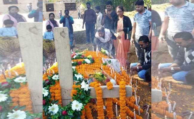 राजकीय सम्मान के साथ सेना के जवान का अंतिम संस्कार