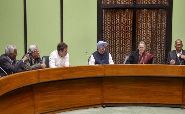 CAA-NRC पर विपक्षी दलों की बैठक में बोलीं सोनिया- मोदी और शाह ने देश को गुमराह किया