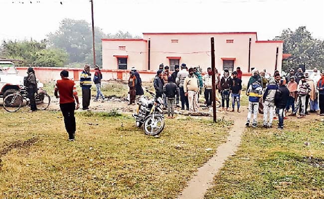 बेगूसराय : परीक्षा देकर लौट रहे युवक की ट्रेन से गिर कर मौत