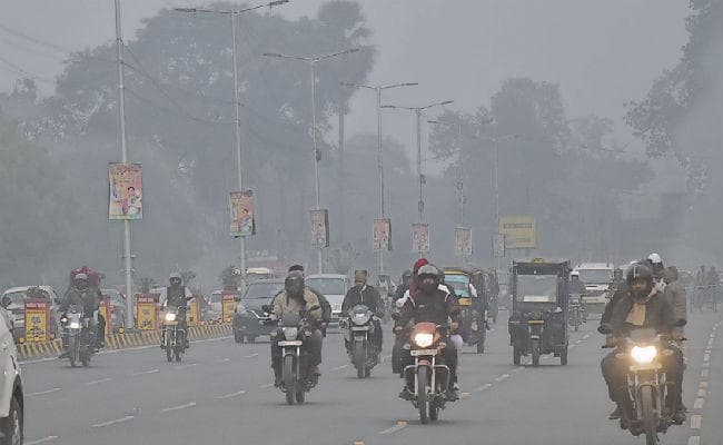 मौसम का हाल : नहीं निकली धूप, कांपा शहर