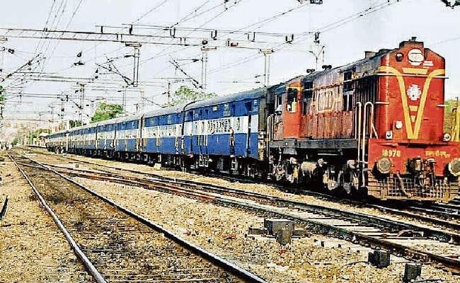 दिल्ली जाने को पटना से दो जोड़ी और ट्रेनें