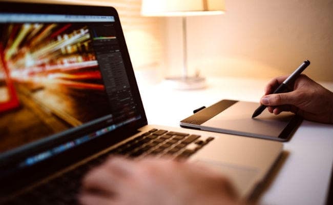 जानिए, भारत में मौजूद मोस्ट पॉपुलर ऑनलाइन कोर्स के बारे में, क्या होती है इसकी प्रक्रिया