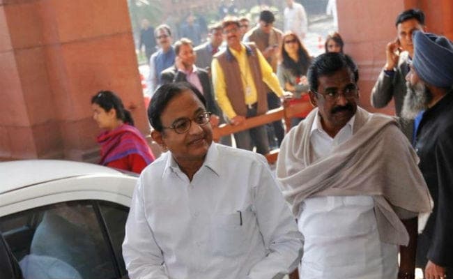 बोले चिदंबरम-यदि बेरोजगारी बढ़ी और आय कम हुई, तो युवाओं-छात्रों में गुस्से के विस्फोट का खतरा