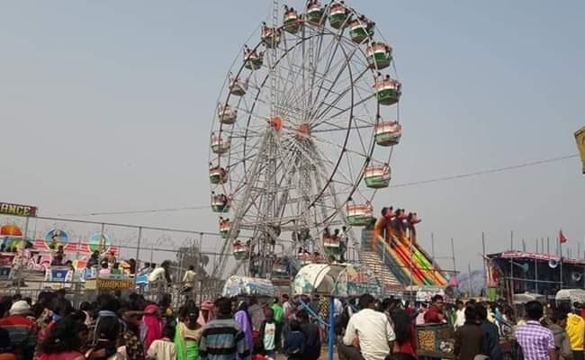 बलबल गर्म कुंड में श्रद्धालुओं ने लगायी डुबकी, दस दिनो तक चलेगा मेला