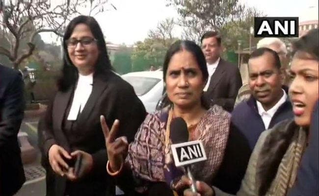 क्यूरेटिव पिटीशन खारिज, बोलीं निर्भया की मां, सबसे बड़ा दिन 22 जनवरी होगा, जब दोषियों को फांसी होगी