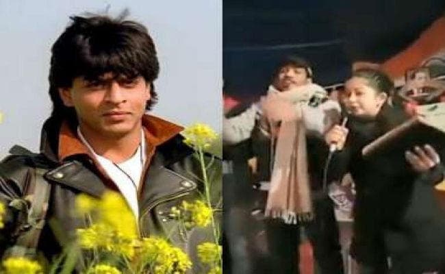 VIRAL: ”तुझे देखा तो ये जाना सनम, शाहरुख हो गया बेगाना सनम”