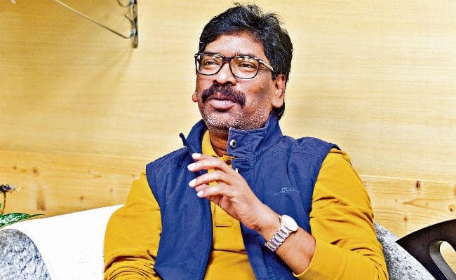 टाल-मटोल का रवैया बर्दाश्त नहीं : मुख्यमंत्री